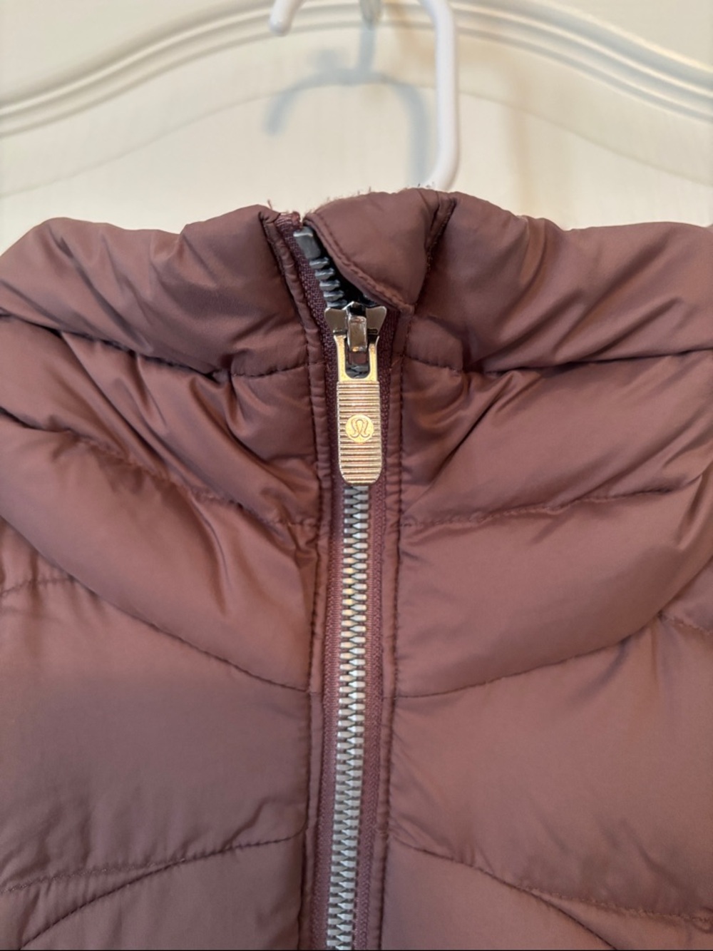 Lululemon Pack It Down Vest in Mauve Stone size 2 - Picture 4 of 11